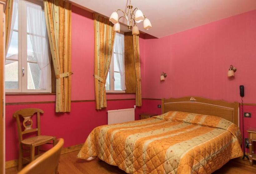 高级大房间, De Calais