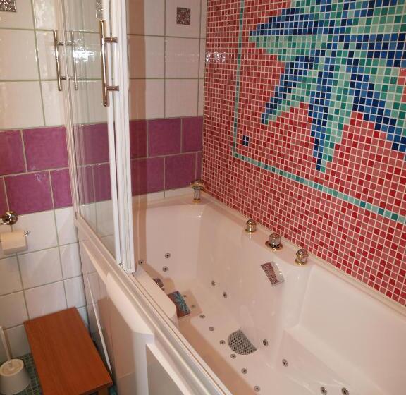 Triple Room Sea View, De Calais