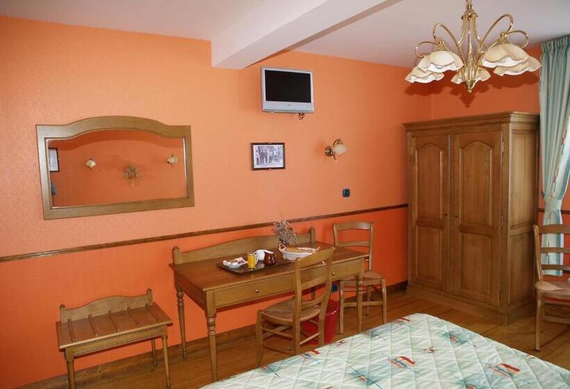 Triple Room Sea View, De Calais