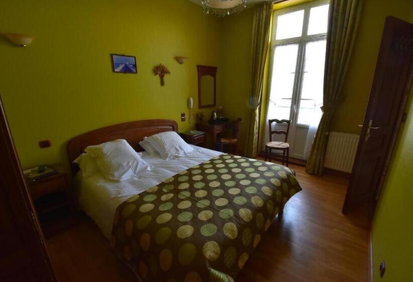 带海景的标准房, De Calais