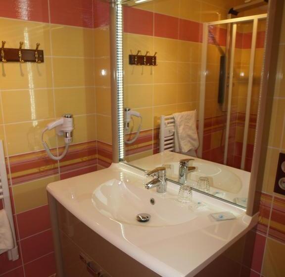 标准间, De Calais