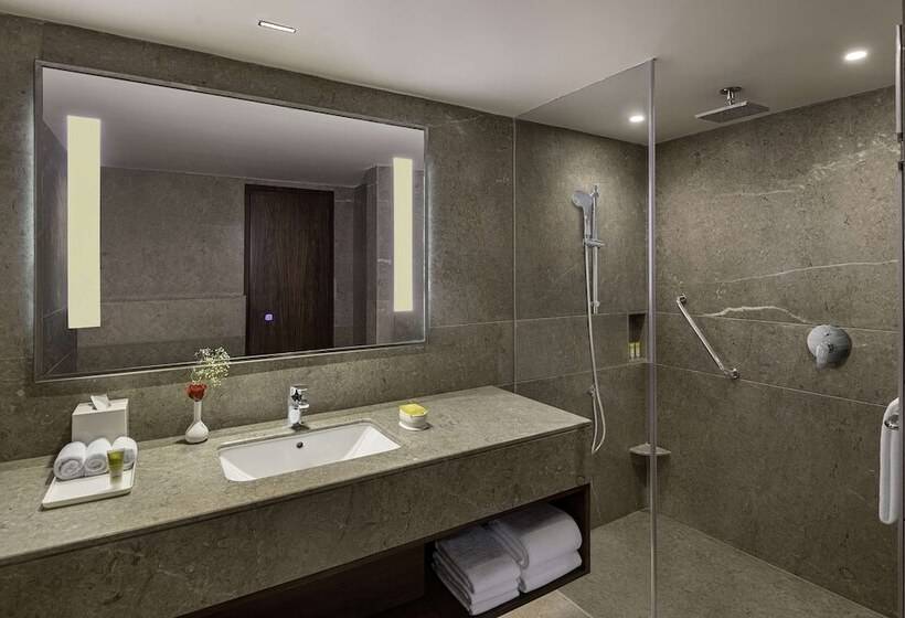 バルコニー付きスタンダードルーム, Hyatt Centric Rajpur Road Dehradun