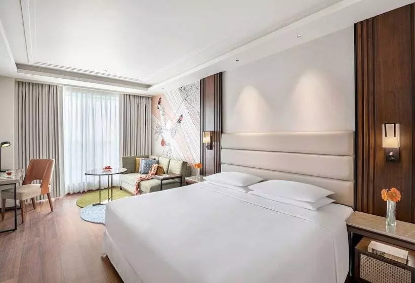 デラックスルーム, Hyatt Centric Rajpur Road Dehradun
