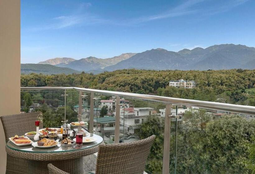 バルコニー付きスタンダードルーム, Hyatt Centric Rajpur Road Dehradun