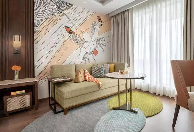 キングサイズベッドのデラックスルーム, Hyatt Centric Rajpur Road Dehradun