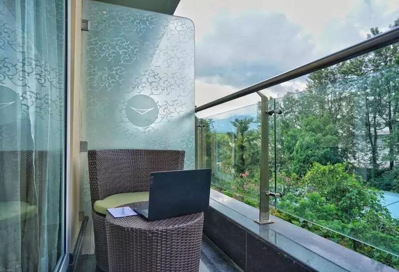 キングサイズベッドのスタンダードルーム, Hyatt Centric Rajpur Road Dehradun