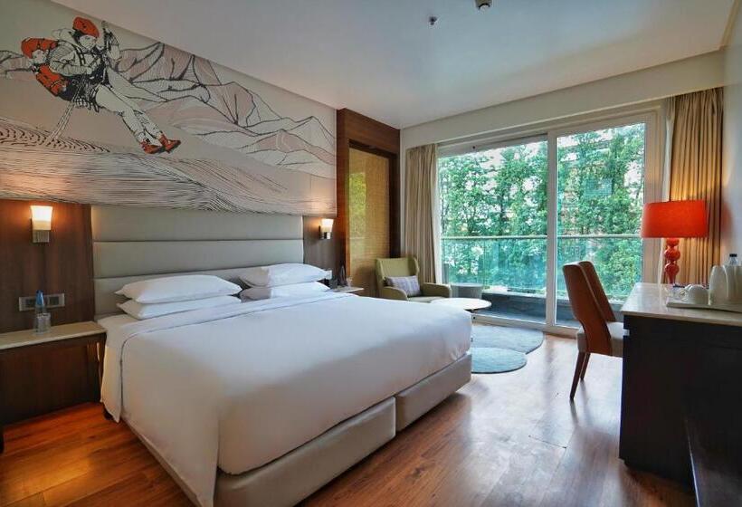 キングサイズベッドのスタンダードルーム, Hyatt Centric Rajpur Road Dehradun