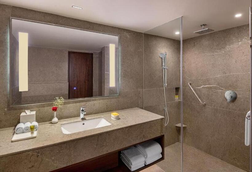 キングサイズベッドのエクゼクティブルーム, Hyatt Centric Rajpur Road Dehradun