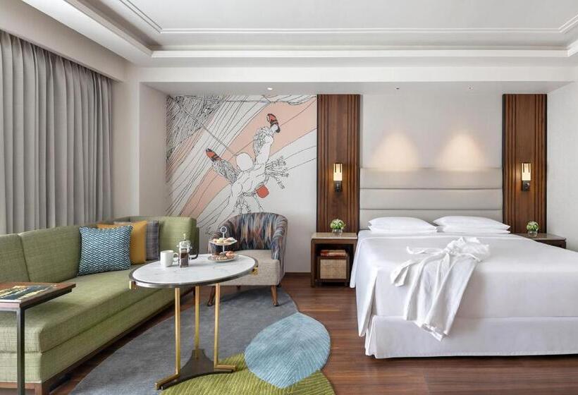 キングサイズベッドのエクゼクティブルーム, Hyatt Centric Rajpur Road Dehradun