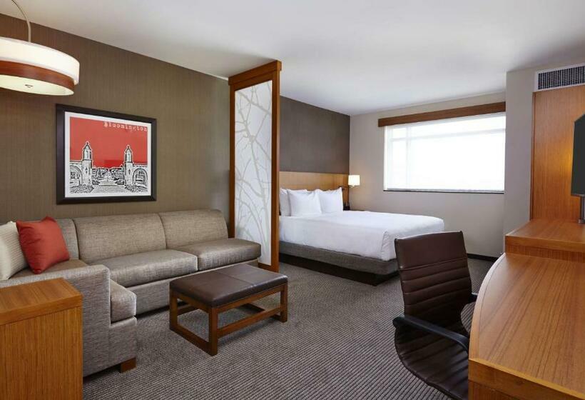 キングサイズベッドのスタンダードルーム, Hyatt Place Bloomington Indiana