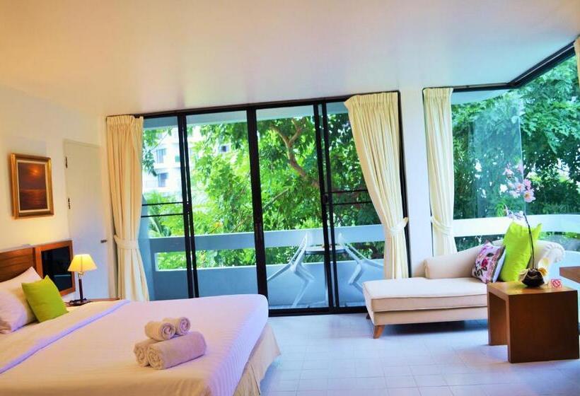اتاق لوکس با بالکن, Nern Chalet Beachfront