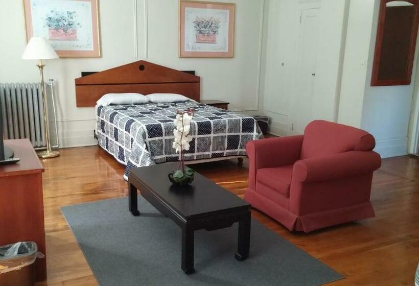 标准单人间, Riviera