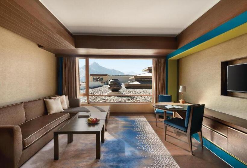 جناح إدارى, Shangrila Lhasa