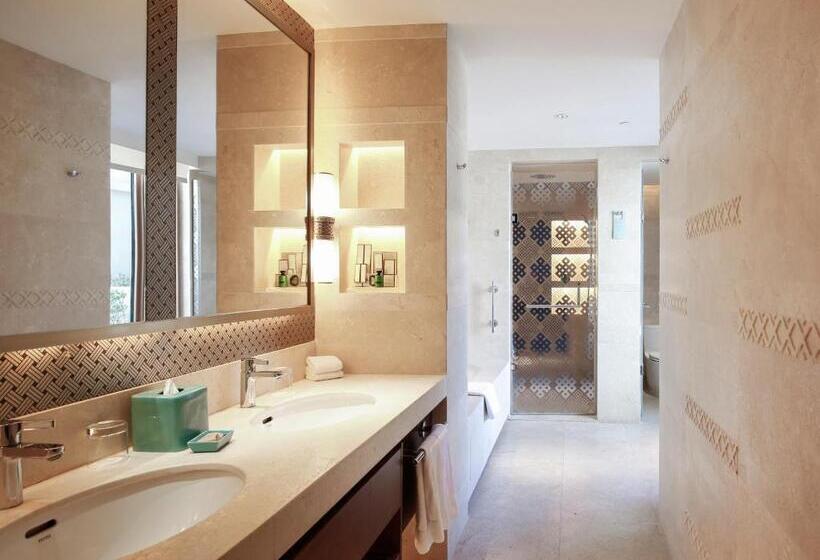 جناح تنفيذي مع إطلالات, Shangrila Lhasa