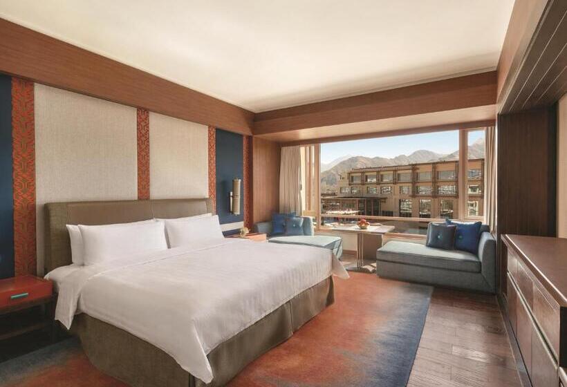 Номер Deluxe Кровать Кинг, Shangrila Lhasa