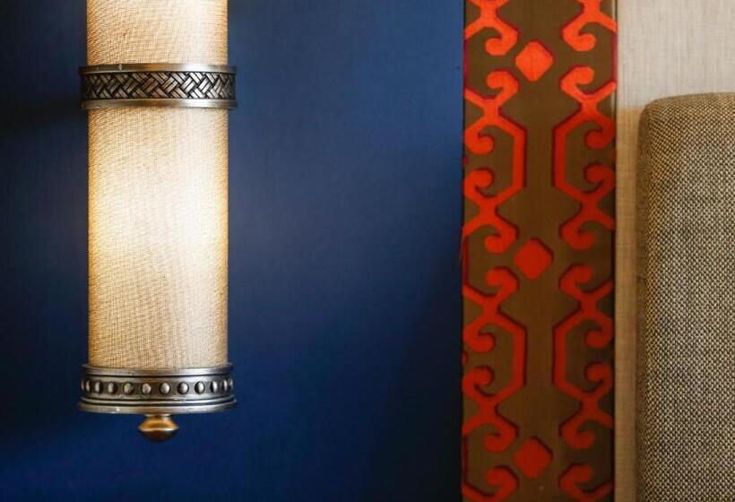 Номер Deluxe, Shangrila Lhasa