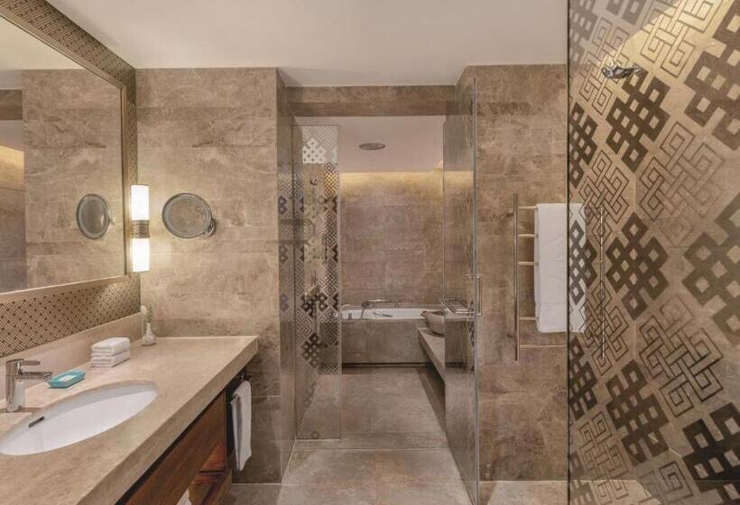 جناح إدارى, Shangrila Lhasa