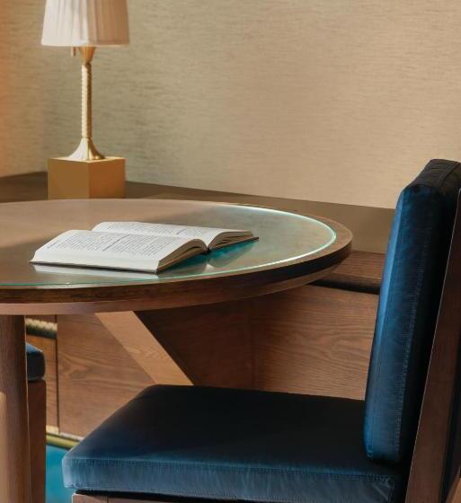 جناح إدارى, Shangrila Lhasa