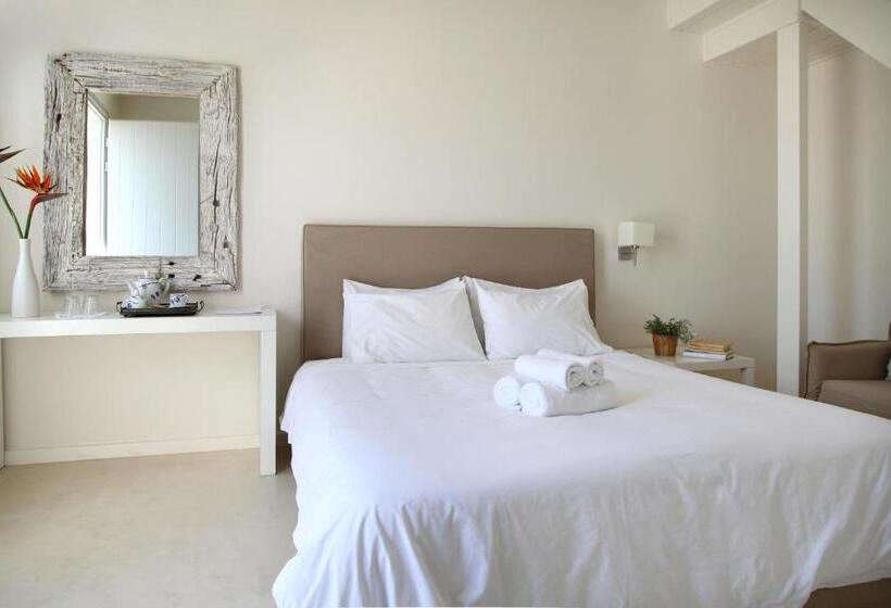 Family Suite, Skyros Ammos