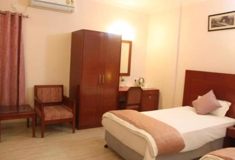 Chambre Deluxe, Sujata