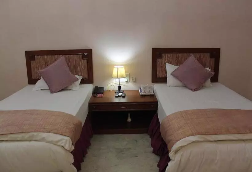 Chambre Deluxe, Sujata