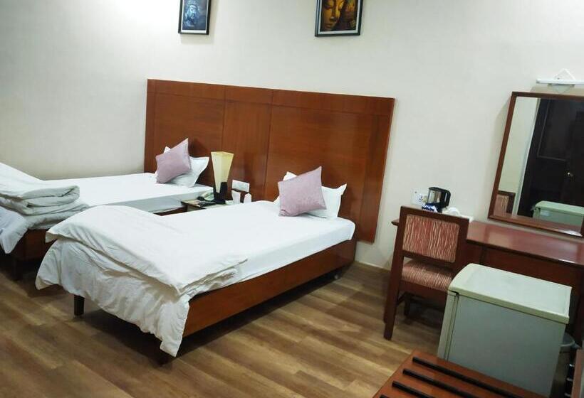 スタンダードルーム, Sujata