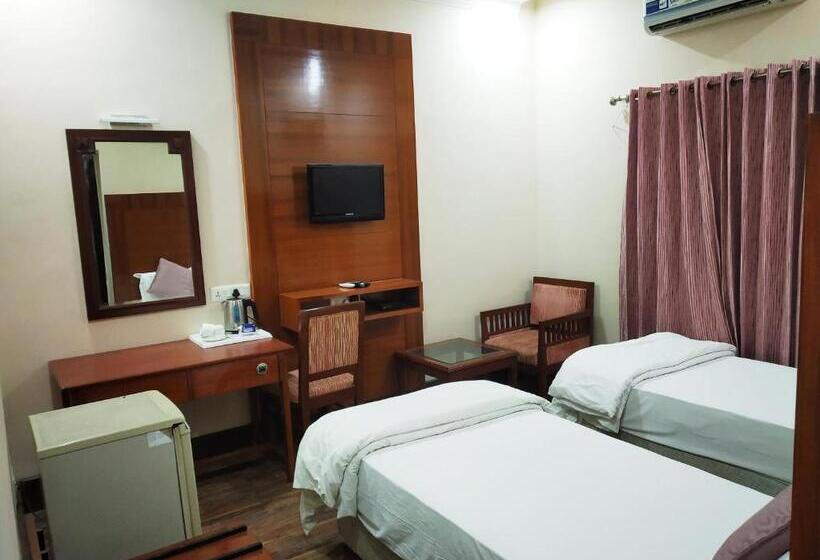 スタンダードルーム, Sujata