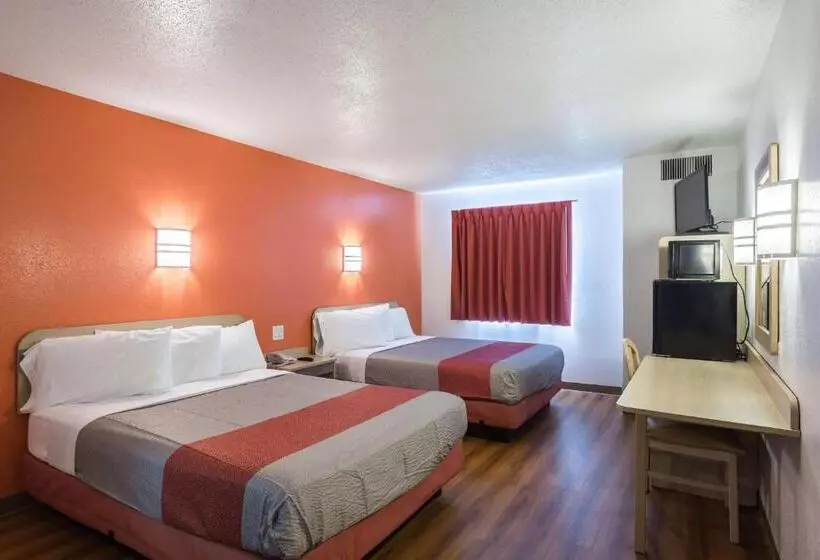 身障者適用スタンダードルーム, Motel 6dale, In
