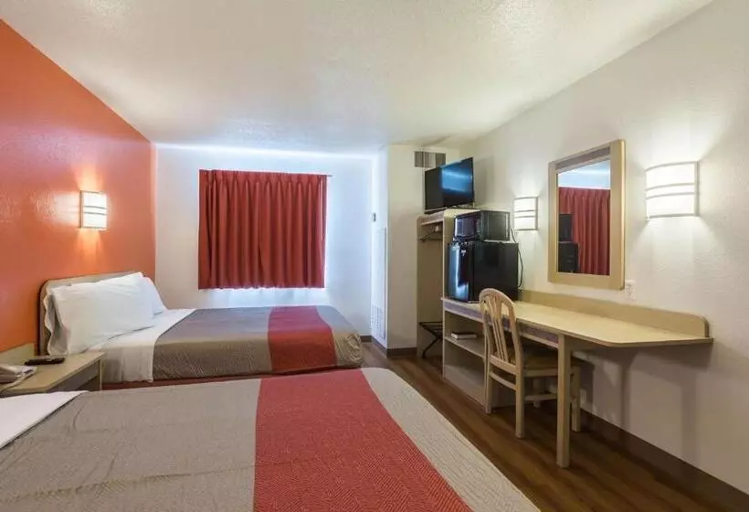身障者適用スタンダードルーム, Motel 6dale, In