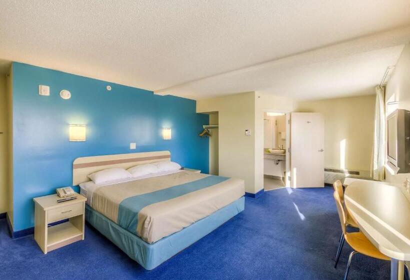Номер Deluxe Кровать Кинг, Motel 6estevan, Sk