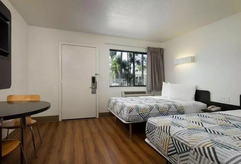 スタンダードルーム, Motel 6goleta, Ca  Santa Barbara