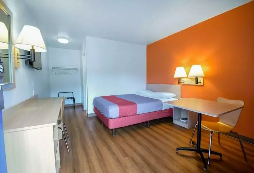スタンダードルーム, Motel 6kelso, Wa  Mt. St. Helens