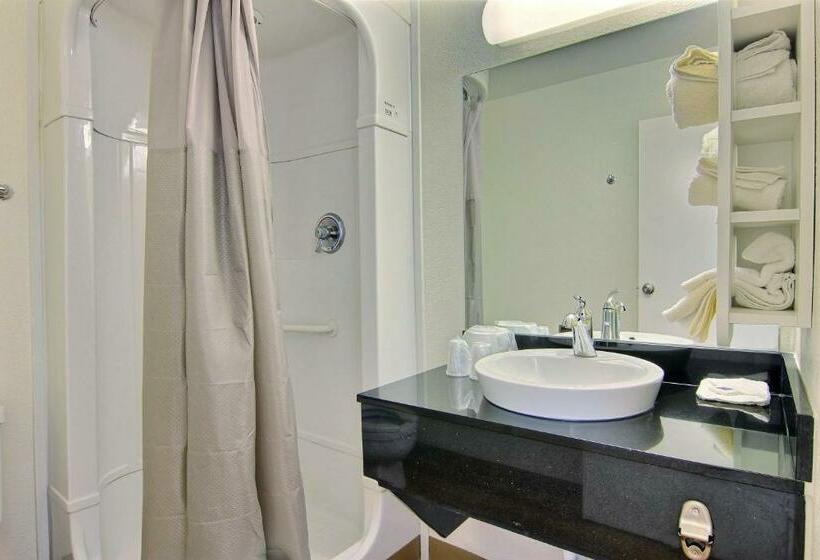 Номер Стандарт, Motel 6 Kingsville, Tx