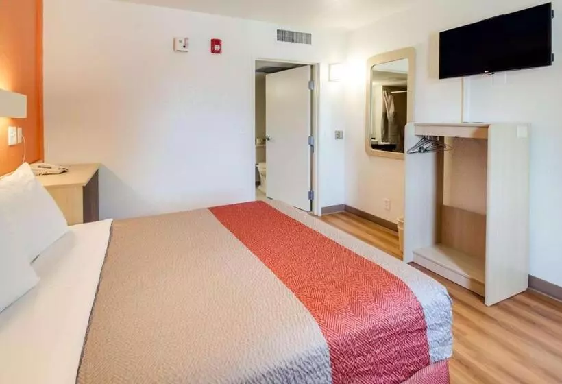 スタンダードルーム, Motel 6lenexa, Ks  Kansas City Southwest