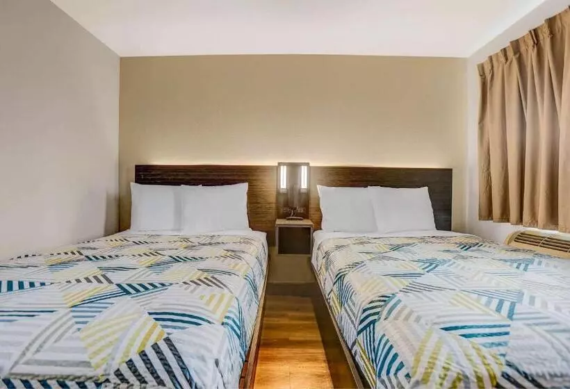 スタンダード4人部屋, Motel 6 San Bernardino, Ca South
