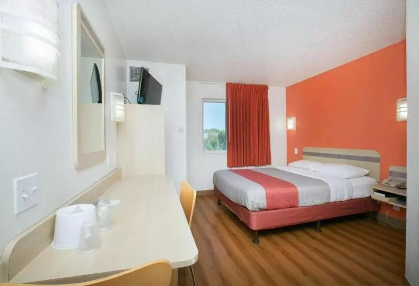 デラックスルーム, Motel 6brooklyn Center, Mn  Minneapolis