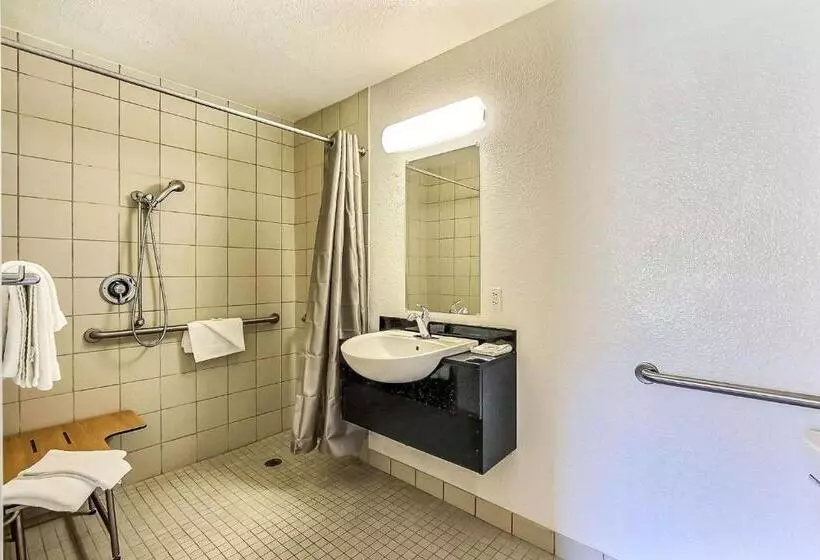 身障者適用スタンダードルーム, Motel 6fremont, Ca  North