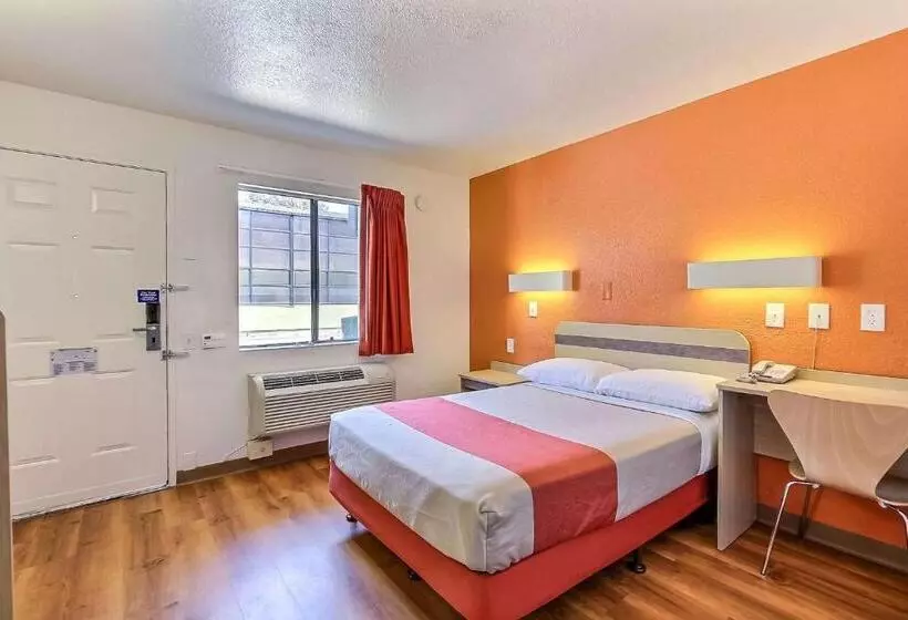 身障者適用スタンダードルーム, Motel 6fremont, Ca  North