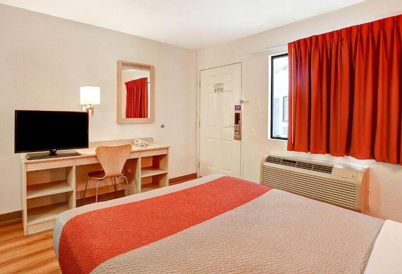 חדר סטנדרט מותאם לאדם עם מוגבלויות, Motel 6fremont, Ca  North