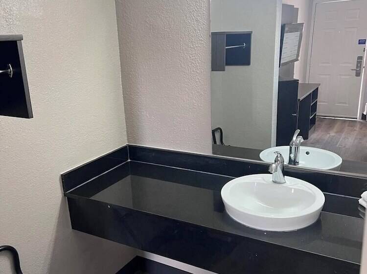 带2个双人床的标准工作室, Motel 6orlando, Fl  Winter Park