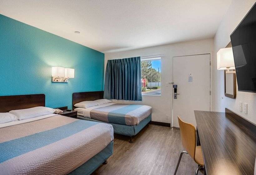 ２ダブルベッドのスタンダードルーム, Motel 6winnemucca, Nv
