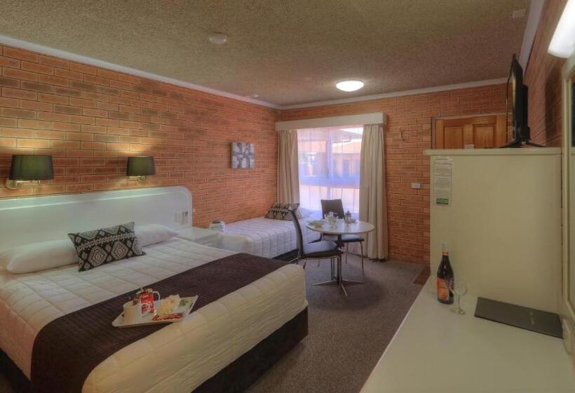 스탠다드 룸, Cousins Motor Inn