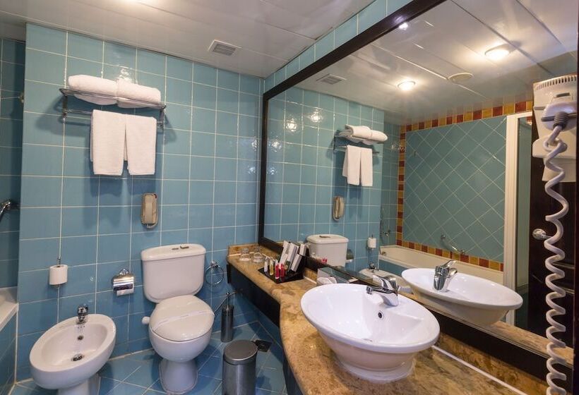 اتاق استاندارد با چشم‌انداز دریاچه, Porto Sokhna Beach Resort