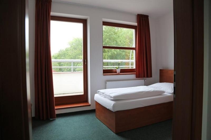 Номер Economy, Sporthotel Hostivice