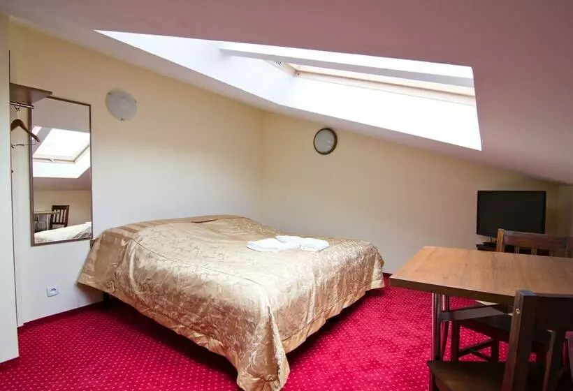 اتاق استاندارد یک نفره, Versal Aparthotel Airport Modlin