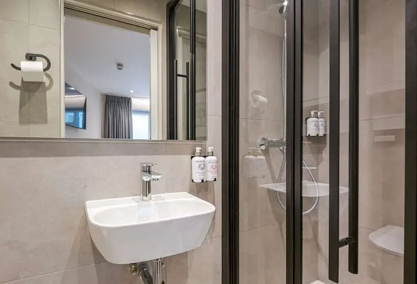 اتاق استاندارد, St Pancras Inn