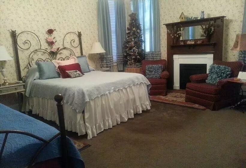 スタンダードトリプルルーム, Holly House Of Hamilton