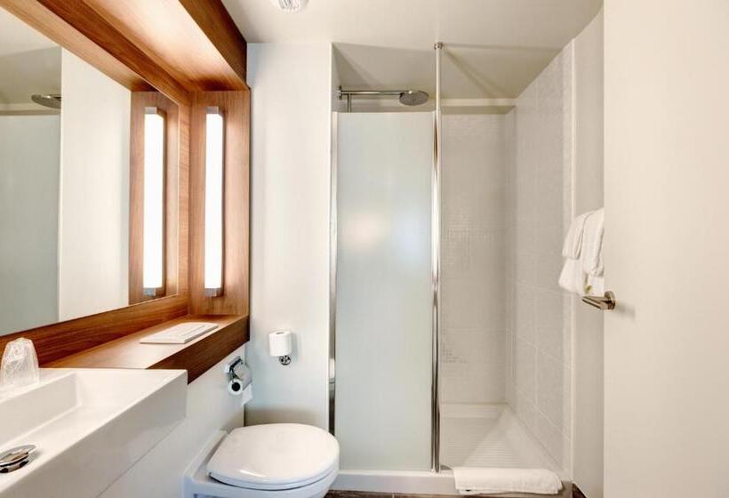 スーペリアールーム, Campanile La Roche Sur Yon Centre Gare