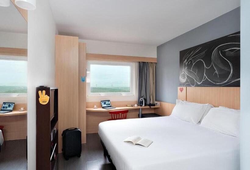 带大床的高级房间, Ibis Foz Do Iguaçu