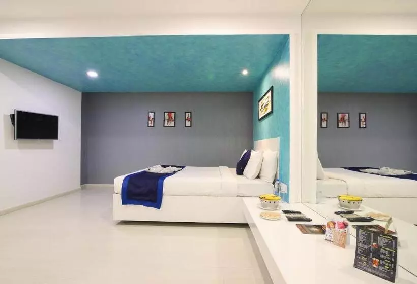Suite, Icon Select By Bhagini